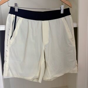 Ten Thousand Interval Short, Lined, Silver Birch Size M
